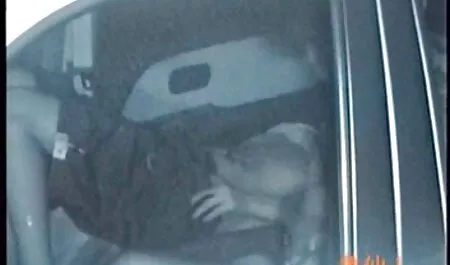 A menina aliviou vidio pono gratuito a tensão entre as pernas