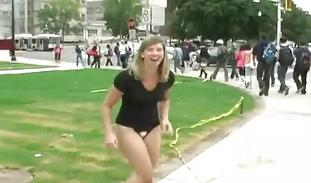 Sexo quente videos porno para assistir gratis Estilo de uma menina nua no quintal
