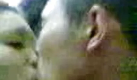 Com videos porno assistir agora gratis ambos os buracos, dedo e uma puta vara