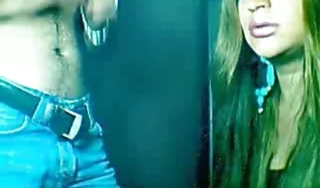 Plana em meias vidios pornoo brancas com um vibrador