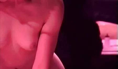 Casal russo assistindo a quero filme pornô de graça natureza na natureza