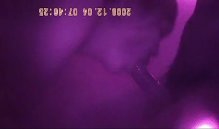 Homem quero assistir vídeo de pornô de sexo russo que tem duas meninas no sofá tem uma língua