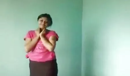 Um casal amoroso começou a ver emocionalmente porno em portugues gratis esta manhã