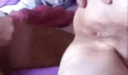 Economics professor recebe video sexo selvagem gratis boca cheia com esperma
