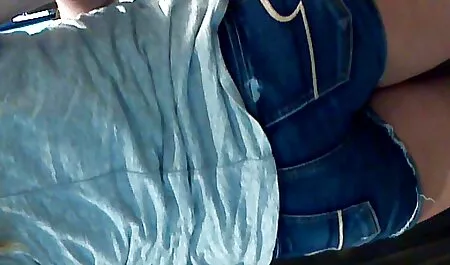 Loira com um belo vestido sugado antes porno gratis duas mulheres e um homem de anal