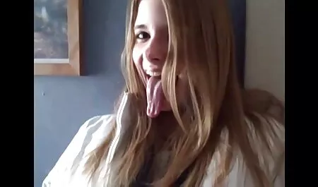 Masturbando pela sexo gratis entre irmaos piscina linda garota
