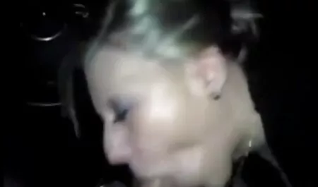 Chupando sexo anal brasileiro gratis o pau na boca