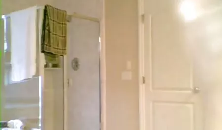 A mulher foi secretamente fotografada enquanto seu marido estava traindo na varanda vídeo pornô grátis vídeo