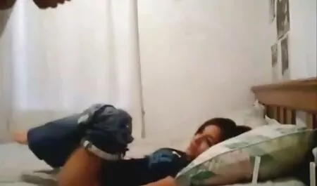 O aluno deu ao professor no pornô grátis vídeo pornô grátis escritório