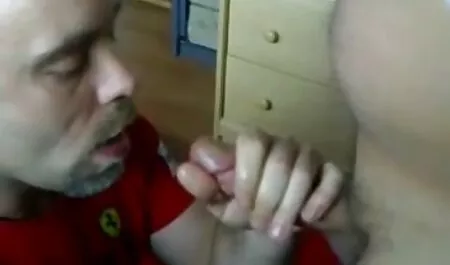 Seduzir jovem manager para vídeos pornô de lésbicas grátis olhar no escritório