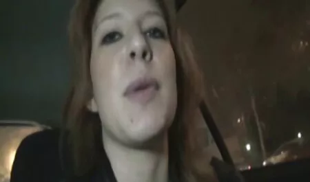 A vídeo pornô gratuito brasileiro mulher pôs Guarda numa corrente e deixou se explodir