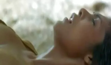 Exame médico do paciente vídeo pornô grátis nacional em máscara de gás e meias