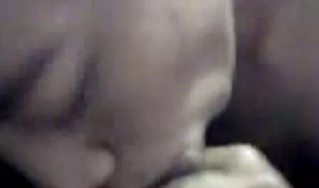 Três namoradas transformar um cara em uma video pono gratuito prostituta