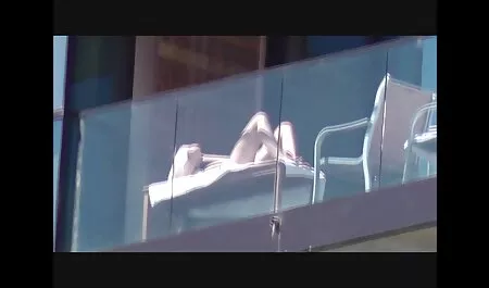 loira filme pornô grátis mulher com cachorro bolsos foram punidos pela pele e nu nu escritório