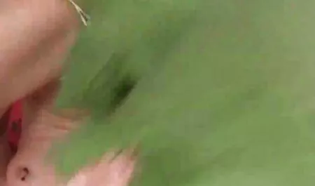 Desejo de beber água, um ocupado Pinto arrancou sua bunda todos os vídeos pornô grátis