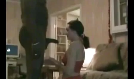 Leite intenso é lambido no ânus e vídeos pornô grátis assistir passeios com buracos nos buracos